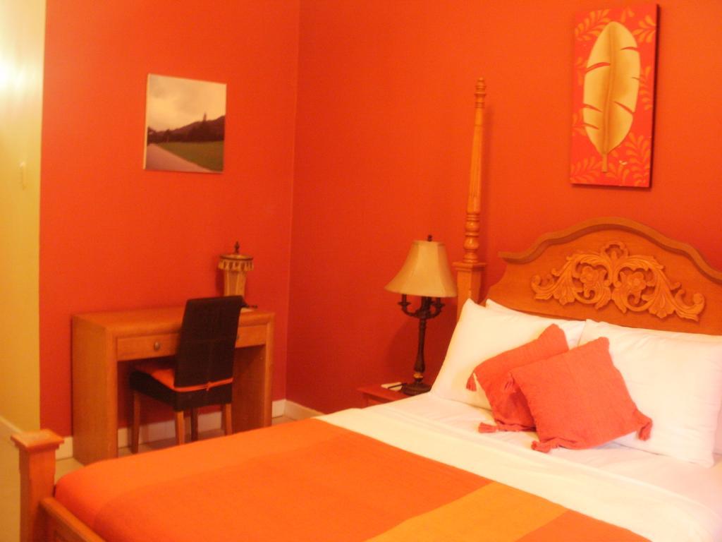 Inn Flight Suites Piarco Ngoại thất bức ảnh